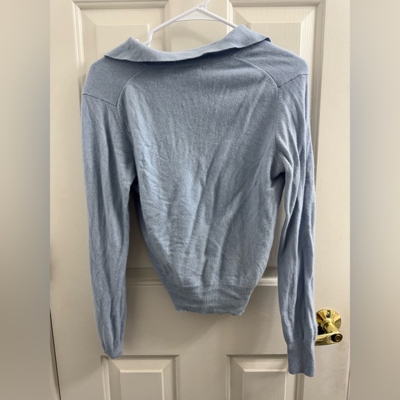 Lord & Taylor Soft Blue Cashmere Sweater - Picture 7 of 7